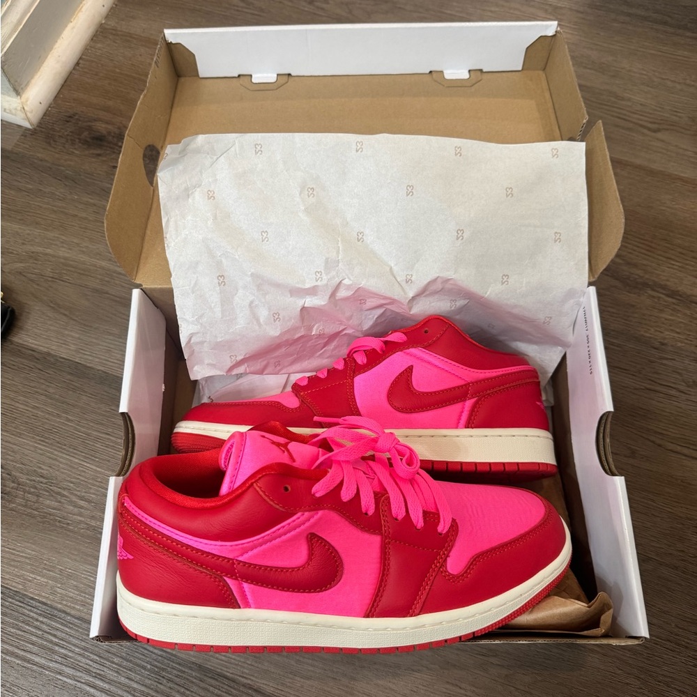 2024 Valentines Edition Women Air Jordans